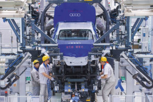 IVK, Industrieverband Klebstoffe, Klebstoffe, Kleber, Kleben fürs Leben, kleben-fuers-leben, Onlinemagazin, Online-Magazin, Kleben, Nachhaltigkeit, Umwelt, Klebstoff-Hersteller, Autoproduktion, Motor, Formel 1, Klebstoffe, Autohersteller, Crash, Karosserie, #kommkleben, kommkleben, komm kleben,