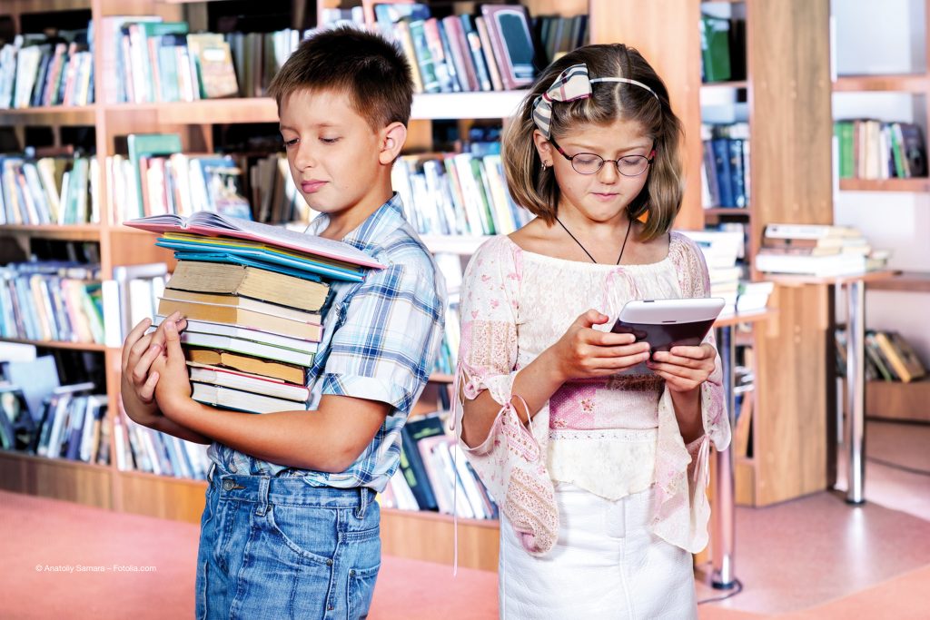 E-Books, E-Reader, Bücher, Romane, Krimi, LED, Display, Klebstoffe, Kinder, Lesen