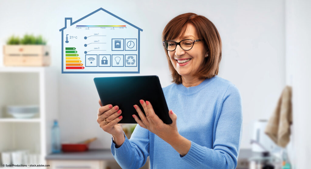 Ob jung oder alt - Smart-Home ermöglicht Komfort und Lebensqualität. Foto: © Syda Productions – stock.adobe.com